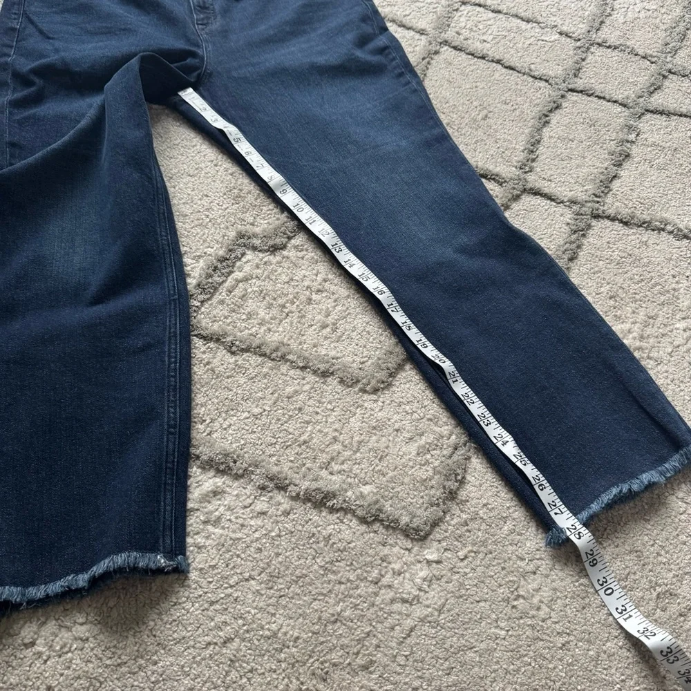 🎉 SALE 🎉 NWT Vineyard Vines Straight High Rise Crop Women's Dark Blue Jeans - Picture 5 of 15